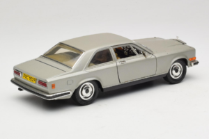 Rolls-Royce Camargue Sølv Diamond Edition Bburago 1:18 3001-M3 Metal — billede 3 af 8
