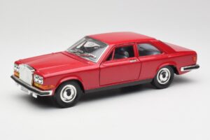 Rolls-Royce Camargue Rød Bburago 1:22 3001 Metal