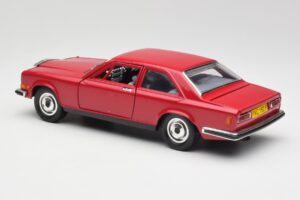 Rolls-Royce Camargue Rød Bburago 1:22 3001 Metal — billede 7 af 8