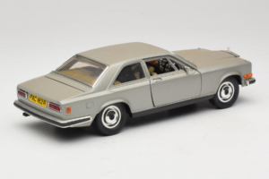Rolls-Royce Camargue Sølv Bburago 1:18 3001-M2 Metal — billede 3 af 8