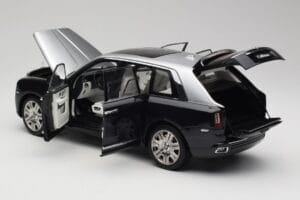 Rolls-Royce Cullinan Sort & Sølv OEM 1:18 ROLLS001 Metal — billede 5 af 8