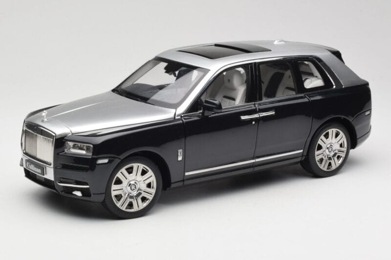 Rolls-Royce Cullinan Sort & Sølv OEM 1:18 ROLLS001 Metal