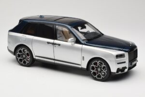 Rolls-Royce Cullinan Blå & Sølv Tofarvet OEM 1:18 028-16B Metal — billede 6 af 8