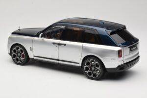 Rolls-Royce Cullinan Blå & Sølv Tofarvet OEM 1:18 028-16B Metal — billede 7 af 8