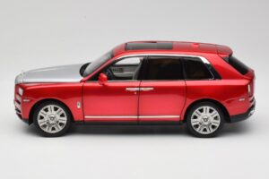 Rolls-Royce Cullinan Rød Med Shadow Wheels OEM 1:18 028-18A Metal — billede 4 af 8