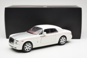 Rolls-Royce Phantom Coupe English Hvid Sølv Kyosho 1:18 08861EW Metal — billede 8 af 8