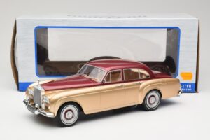 Rolls-Royce Silver Cloud III Flying Spur H.J. Mulliner Rød & Guld MCG 1:18 MCG18132 Metal — billede 6 af 6