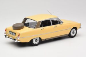 Rover 3500 V8 P6 Creme MCG 1:18 MCG18046 Metal — billede 2 af 6