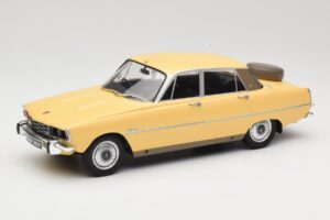 Rover 3500 V8 P6 Creme MCG 1:18 MCG18046 Metal