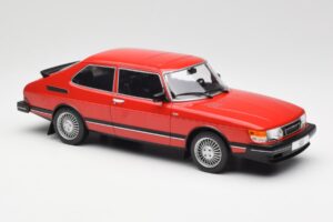 Saab 900 GL Rød MCG 1:18 MCG18340 Metal — billede 2 af 6