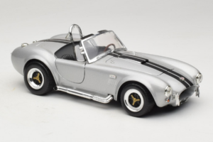 Shelby Cobra 427S/C Sølv Med Sorte Striber Road Signature 1:18 92058 Metal — billede 6 af 8