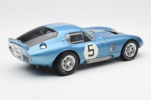 Shelby Cobra Daytona Coupe #5 D. Gurney / B. Bondurant 24 Hours of Le Mans 1964 Exoto 1:18 135190555498 Metal — billede 3 af 8