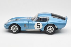 Shelby Cobra Daytona Coupe #5 D. Gurney / B. Bondurant 24 Hours of Le Mans 1964 Exoto 1:18 135190555498 Metal — billede 4 af 8
