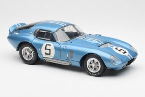 Shelby Cobra Daytona Coupe #5 D. Gurney / B. Bondurant 24 Hours of Le Mans 1964 Exoto 1:18 135190555498 Metal — billede 6 af 8
