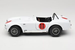 Shelby Cobra 427 S/C Hvid Auto World 1:18 AWSS104 Metal — billede 4 af 8