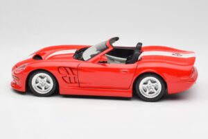 Shelby Series 1 Cabriolet Rød Bburago 1:18 3353 Metal — billede 4 af 8