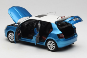 Skoda Fabia Mk3 Blå OEM 1:18 ZSF000004BLA Metal — billede 5 af 8