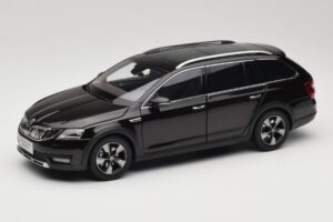 Skoda Octavia Mk4 Combi Brun Paudi Model 1:18 ZMR000005BRA Metal