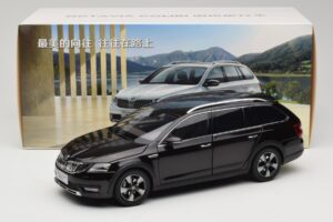Skoda Octavia Mk4 Combi Brun Paudi Model 1:18 ZMR000005BRA Metal — billede 8 af 8