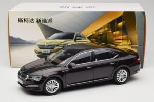 Skoda Superb Mk3 Sort Paudi Model 1:18 ZSS000006BLA Metal — billede 8 af 8