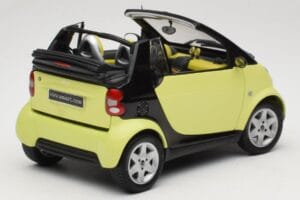 Smart Fortwo 450 Cabrio Gul Minichamps 1:18 0012889V001C49Q00 Metal — billede 3 af 8