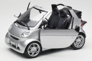 Smart Fortwo W450 Brabus Cabrio Sølv Forhandler Edition Kyosho 1:18 0017769V001C05Q00 Metal — billede 2 af 8