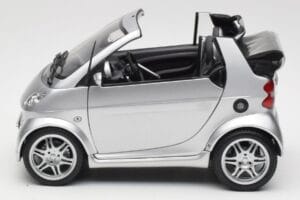 Smart Fortwo W450 Brabus Cabrio Sølv Forhandler Edition Kyosho 1:18 0017769V001C05Q00 Metal — billede 4 af 8