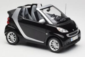 Smart Fortwo Cabriolet W451 Sort & Sølv Minichamps 1:18 Q0022566V001C18Q00 Metal — billede 6 af 8