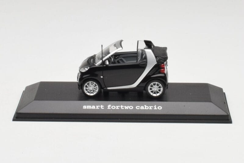 Smart Fortwo Cabrio Dyb Sort Minichamps 1:43 Q0022561V001C18Q00 Metal