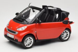 Smart Fortwo W451 Cabrio Rød Sort Minichamps 1:18 150036333 Metal — billede 2 af 8