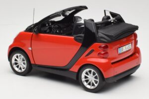 Smart Fortwo W451 Cabrio Rød Sort Minichamps 1:18 150036333 Metal — billede 7 af 8
