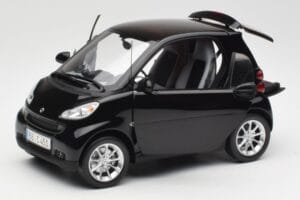 Smart Fortwo Coupé W451 Deep Sort Minichamps 1:18 Q0022563V001C02Q00 Metal — billede 2 af 8