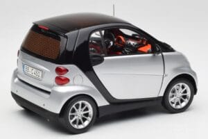 Smart Fortwo Coupé W451 Sølv & Sort Minichamps 1:18 Q0022528V001C75Q00 Metal — billede 3 af 8