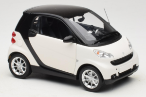 Smart Fortwo 451 Coupe Hvid Sort Minichamps 1:18 150036302 Metal — billede 6 af 8