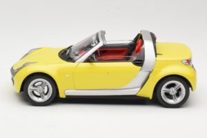 Smart Roadster 452 Gul Bburago 1:18 34099-M2 Metal — billede 4 af 8