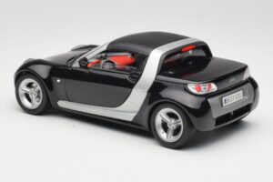 Smart Roadster Sort Bburago 1:18 34099-M1 Metal — billede 7 af 8