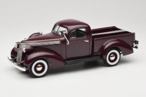 Studebaker Coupe Express Pickup Brun American Mint 1:18 92458-R1 Metal