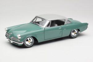 Studebaker Starliner Seafoam Grøn & Shasta Hvid Maisto 1:18 31651 Metal
