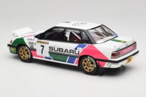 Subaru Legacy RS BC5 Group A #7 C. McRae / D. Ringer Rally Sweden 1992 Otto 1:18 OT1158 Resin — billede 5 af 6