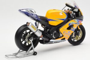 Suzuki GSX-R 1000 Team Alstare Corona Extra T. Corser WSB 2005 Minichamps 1:12 122052211 Metal — billede 3 af 6