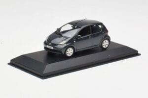 Toyota Aygo AB10 Grey Metallic Minichamps 1:43 AYGO001 Metal — billede 2 af 4
