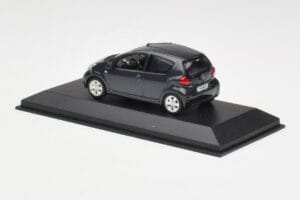 Toyota Aygo AB10 Grey Metallic Minichamps 1:43 AYGO001 Metal — billede 3 af 4