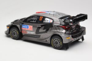 Toyota GR Yaris Rally1 #17 Toyota Gazoo Racing WRT S. Ogier / V. Landais Rally Finland 2024 IXO 1:18 18RMC216 Metal — billede 5 af 6