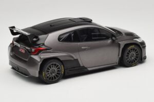 Toyota GR Yaris Rally2 Grå IXO 1:18 18CMC210 Metal — billede 2 af 6
