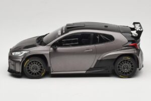 Toyota GR Yaris Rally2 Grå IXO 1:18 18CMC210 Metal — billede 3 af 6