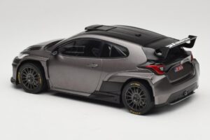 Toyota GR Yaris Rally2 Grå IXO 1:18 18CMC210 Metal — billede 5 af 6