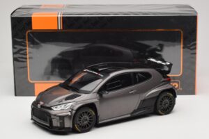 Toyota GR Yaris Rally2 Grå IXO 1:18 18CMC210 Metal — billede 6 af 6