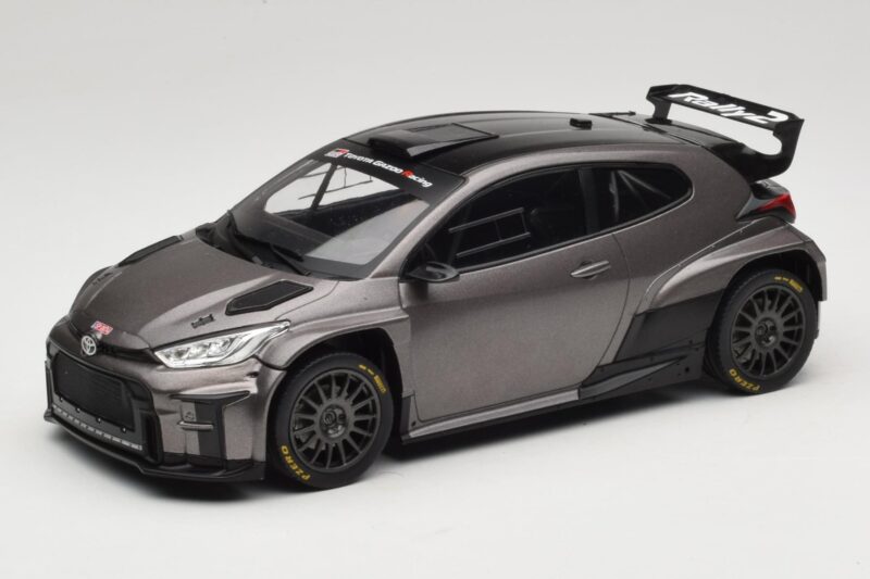 Toyota GR Yaris Rally2 Grå IXO 1:18 18CMC210 Metal