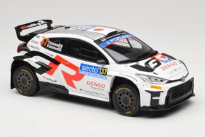 Toyota GR Yaris Rally2 #37 Y. Yamamoto Rally Finland 2024 IXO 1:18 18RMC212A Metal — billede 4 af 6