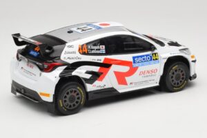 Toyota GR Yaris Rally2 #44 H. Kogure Rally Finland 2024 IXO 1:18 18RMC212B Metal — billede 2 af 6